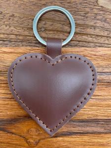 Leder Schlüsselanhänger Herz schokolade